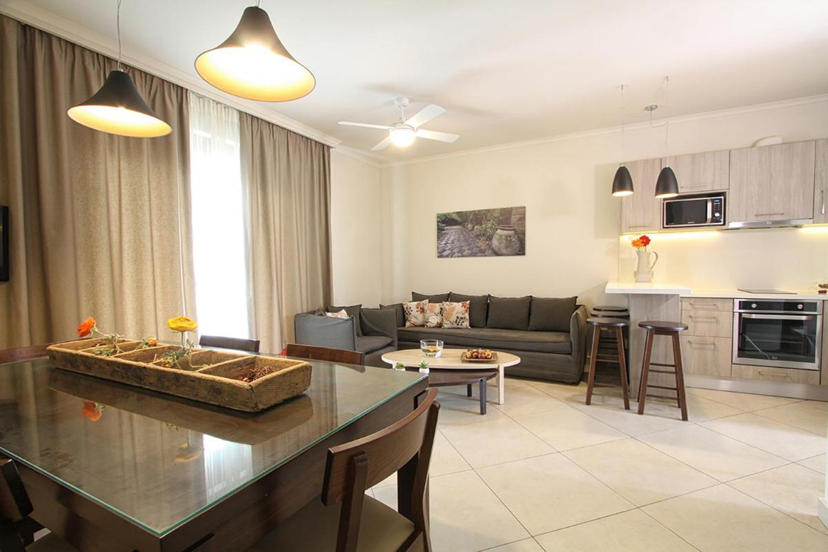 Skinari Apartments Monolia Esterno foto