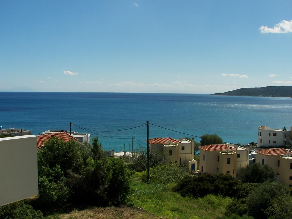Skinari Apartments Monolia Esterno foto